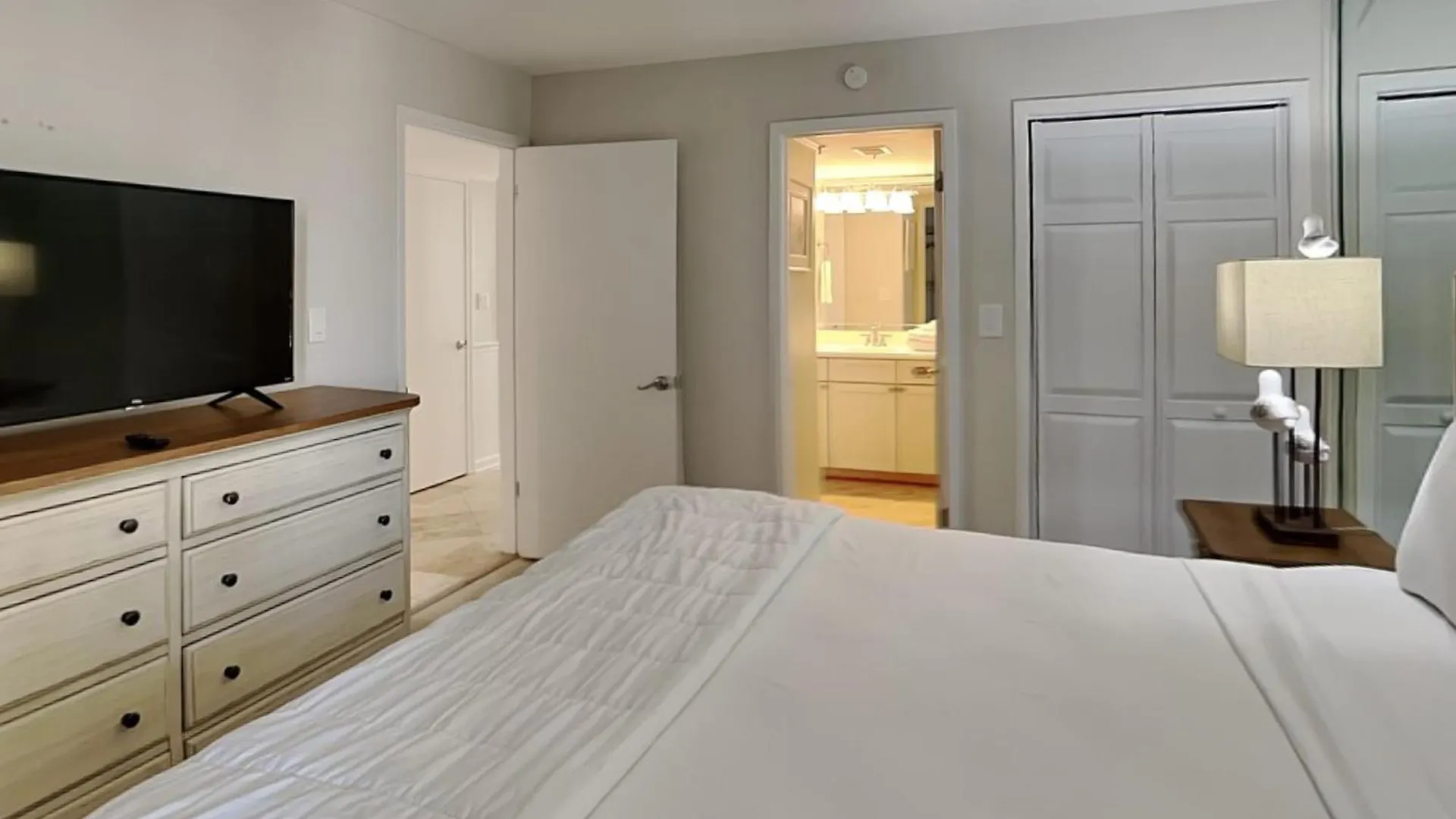 Edgewater Tower III 501 Apartment Panama City Beach